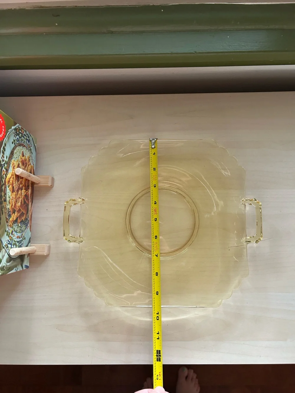Vintage 1930s Yellow Depression Glass Cake Plate Scalloped Serving Platter 11”